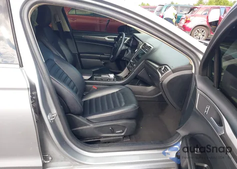 2020 Ford Fusion Sel z USA, uszkodzony, nr VIN 3FA6P0CD7LR151156